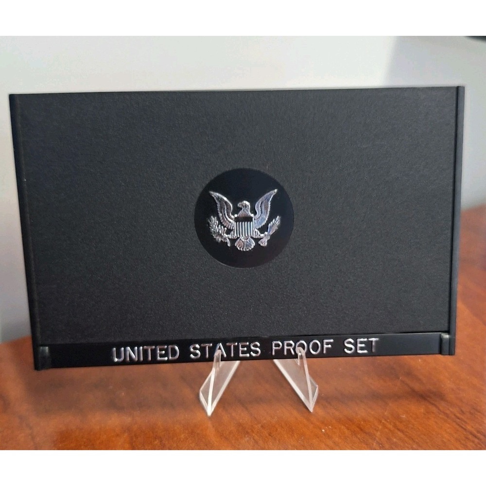 1977 S Proof Set Clad U.S. Mint In Original Case 6 coin set w/ IKE dollar - Picture 3 of 3